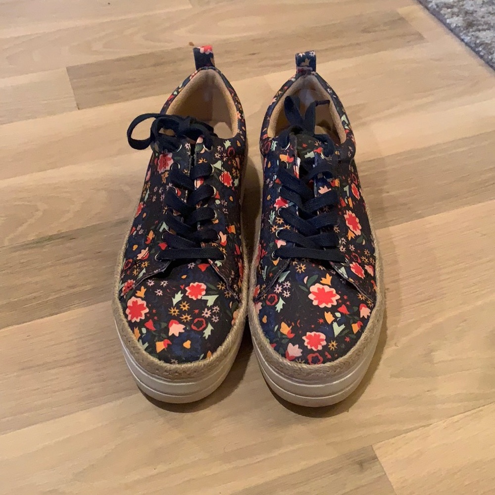 Jack Rogers Mia Floral Sneaker